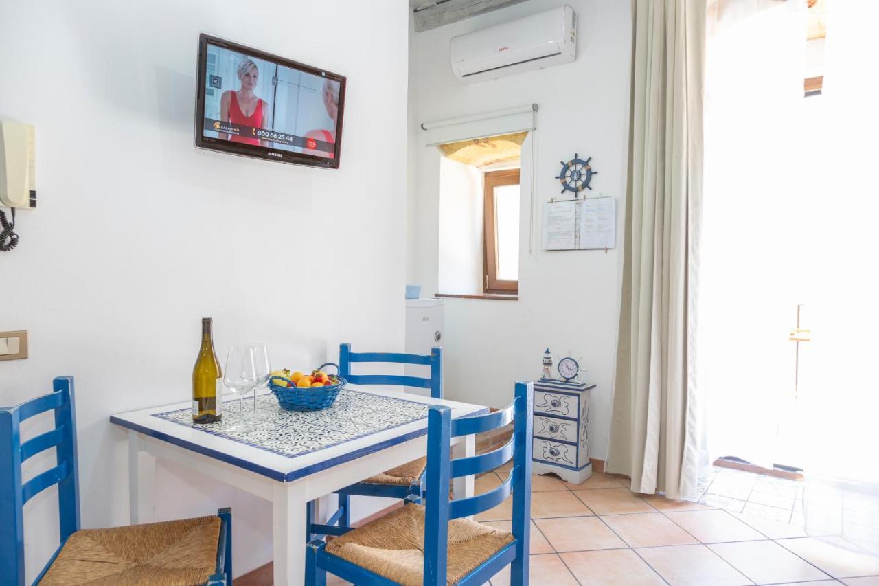 Casa Marea Apartment เชฟาลู ภายนอก รูปภาพ