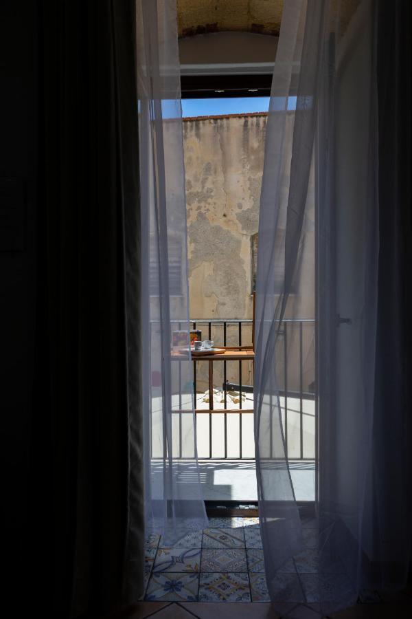 Casa Marea Apartment เชฟาลู ภายนอก รูปภาพ